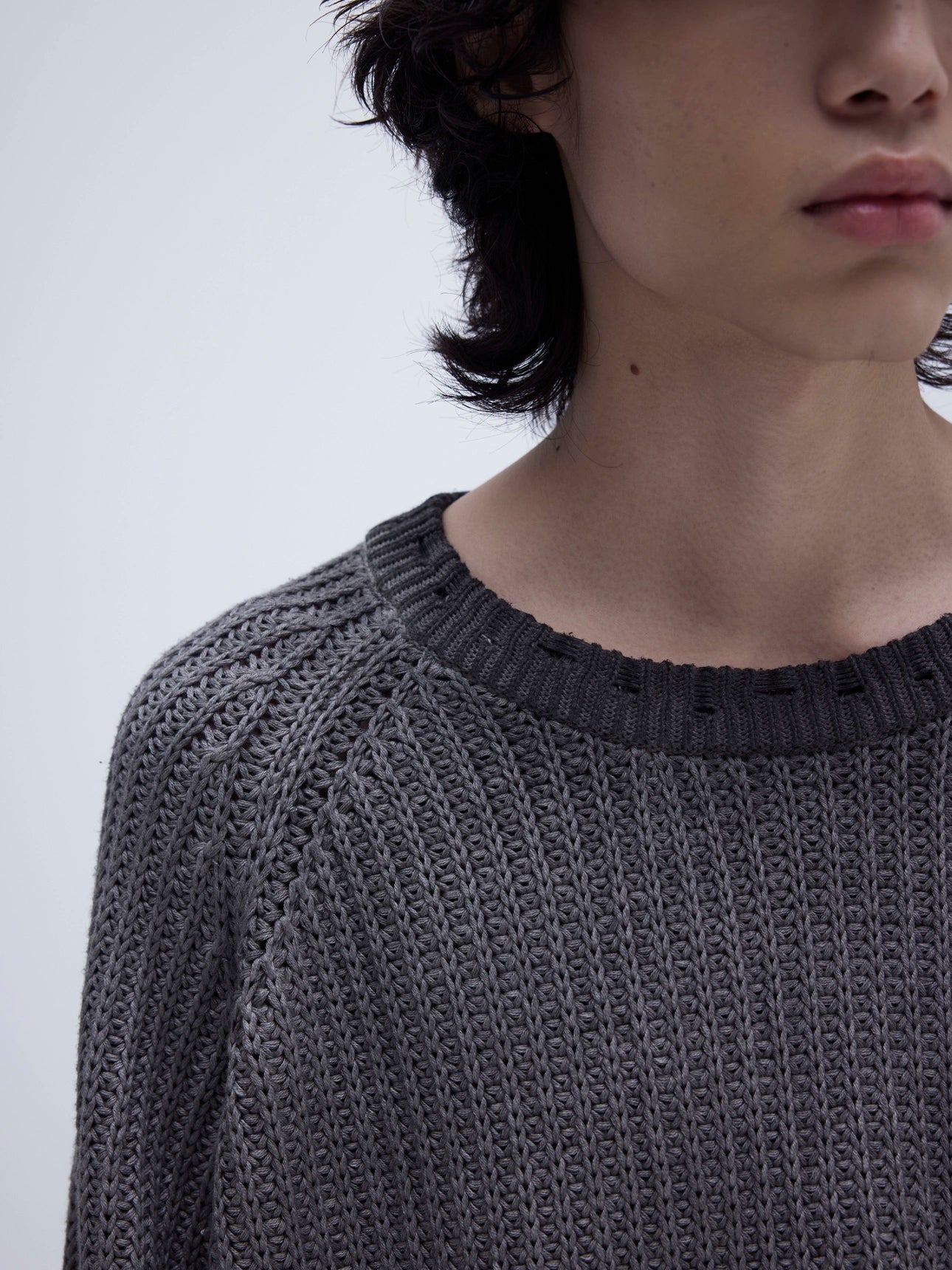 GRADIENT DISTRESSED KNIT SWEATER