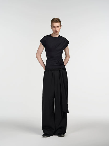 SLIM CUT BLACK TEE