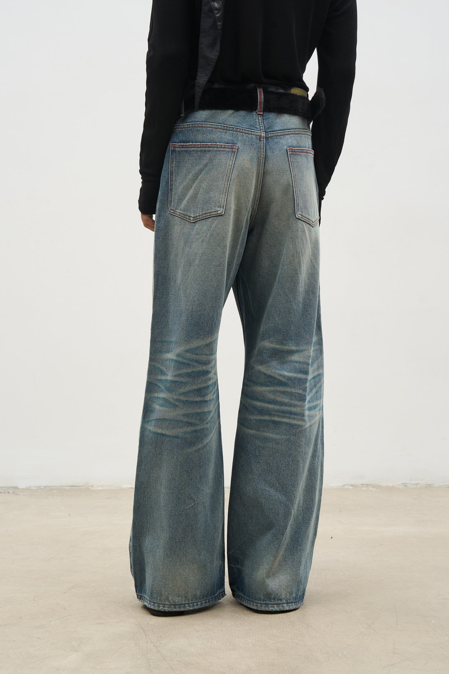 ICE BLUE WHISKER WIDE JEANS