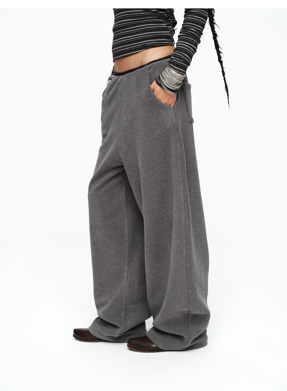 CURVED FLEECE TROUSER PANTS