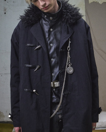 ENGRAVED METAL BUCKLE FUR COLLAR COAT