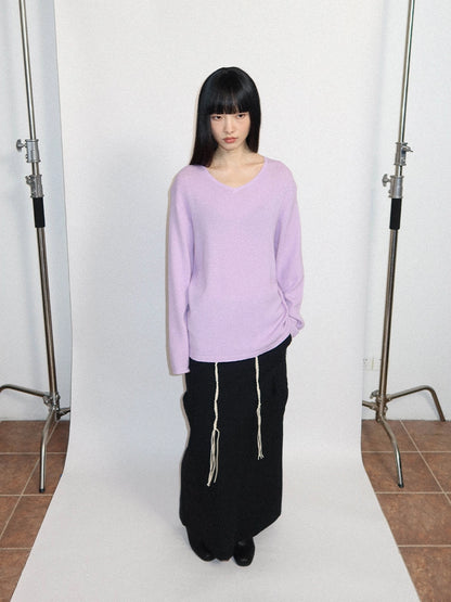 SOLID COLOR KNIT V-NECK SWEATER