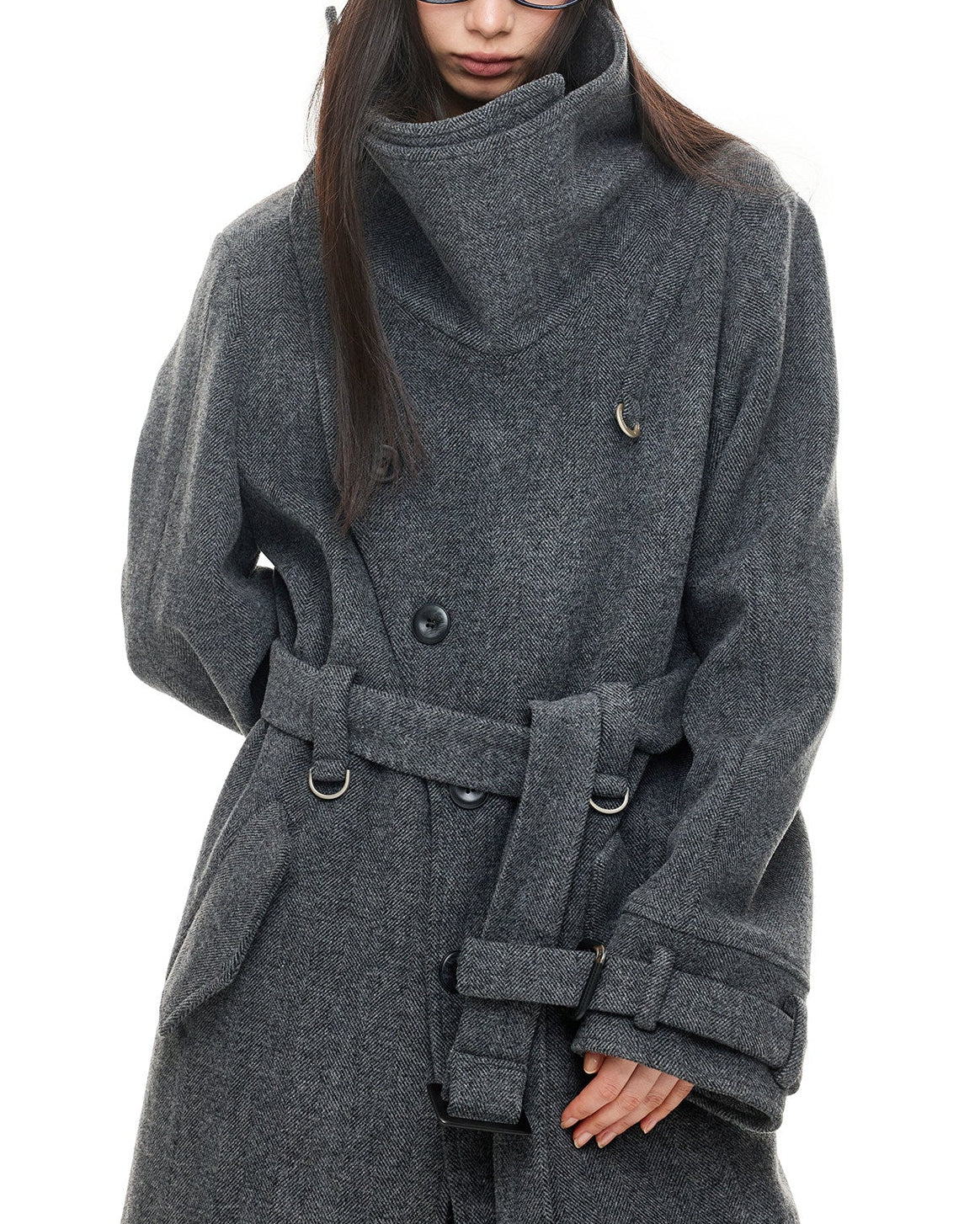ASH GREY DIAGONAL CLOSURE COAT
