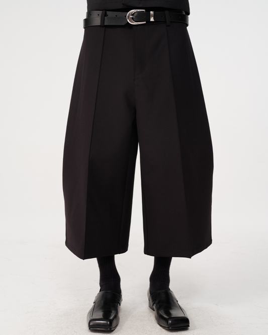 CURVED SHAPE 3/4 TROUSERS