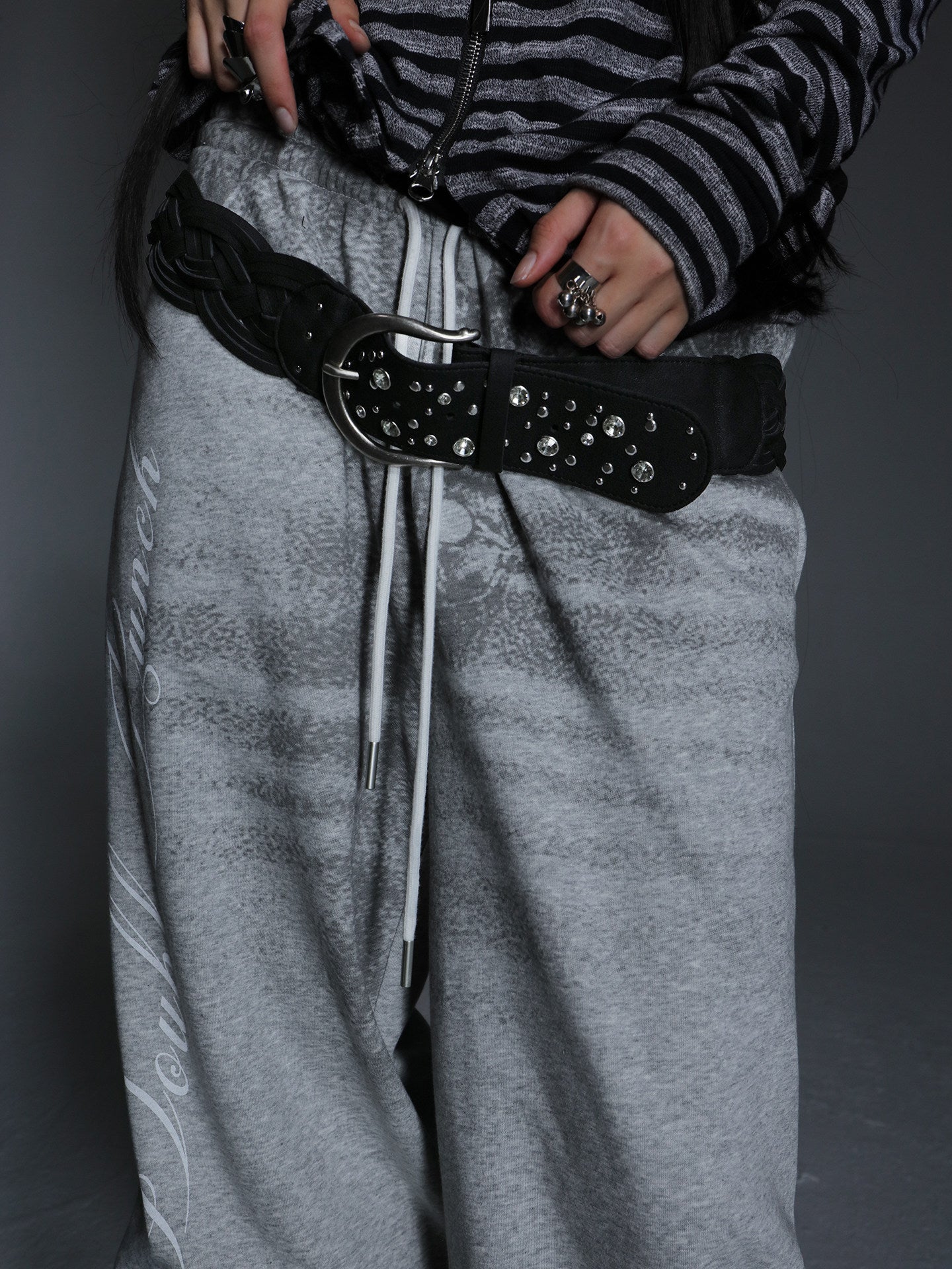 CRYSTAL BUCKLE BRAIDED BELT