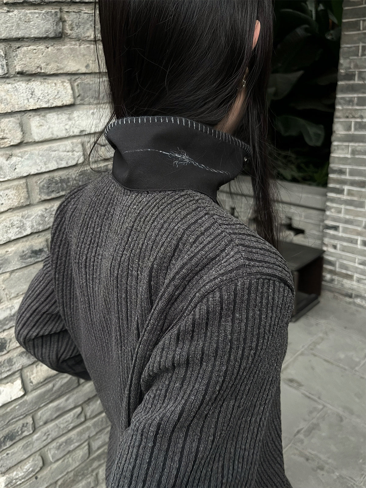 PULLOVER STAND COLLAR SWEATER