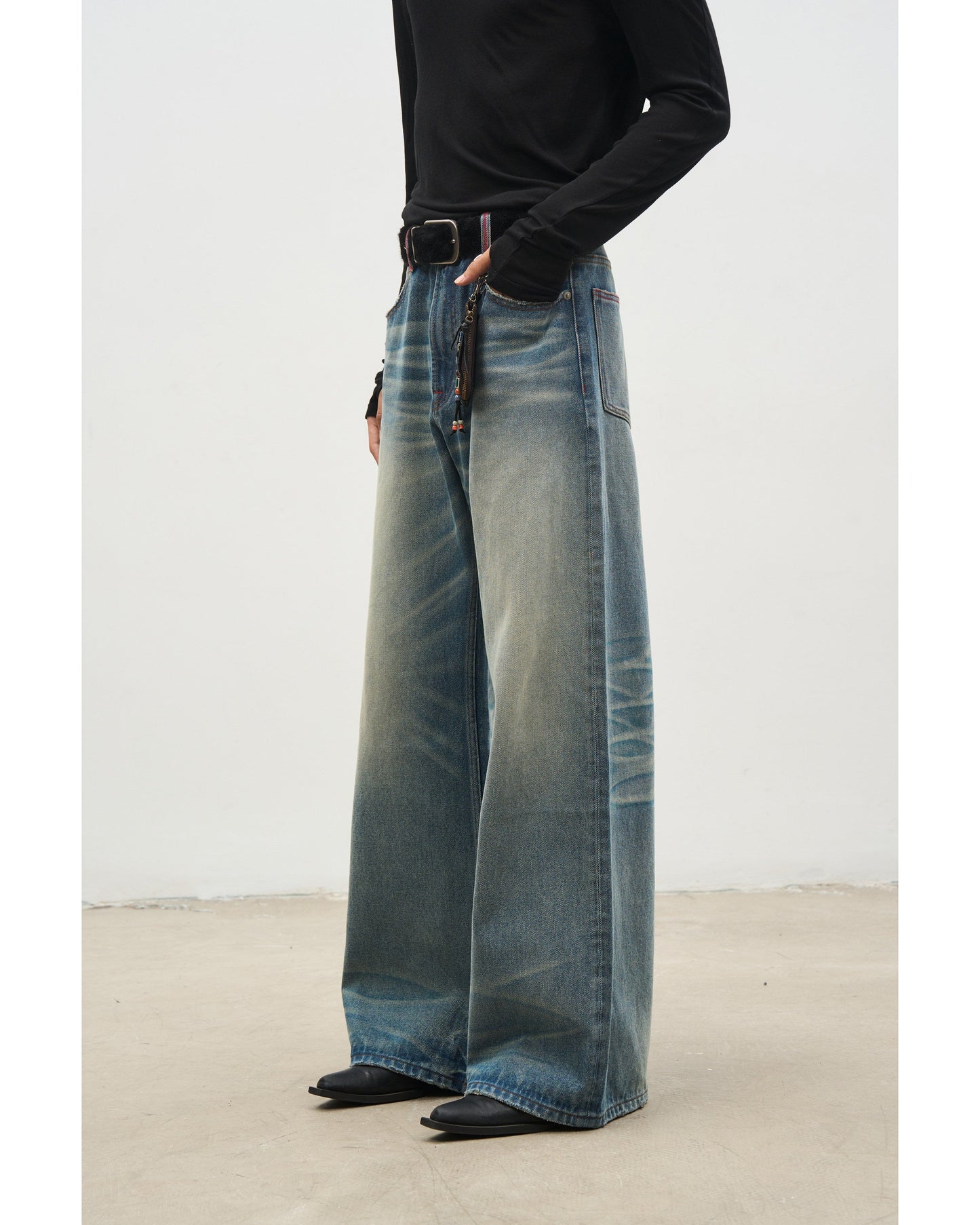 ICE BLUE WHISKER WIDE JEANS