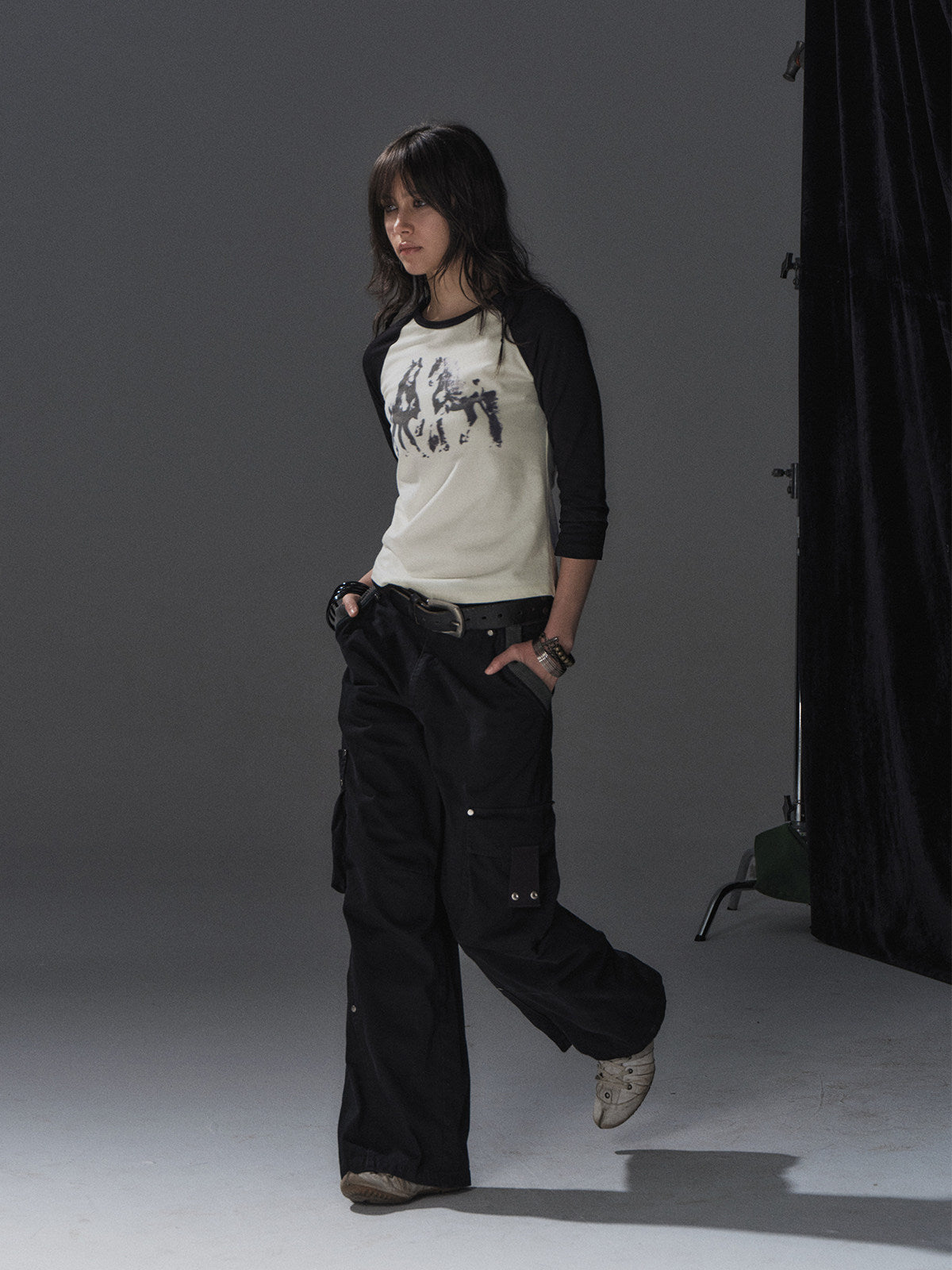 PONY SHADOW RAGLAN SLIM TEE