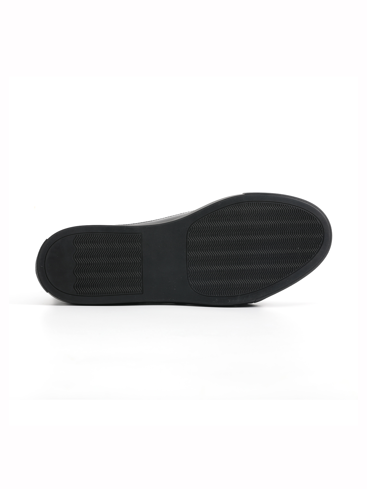 PATENT RIVET HIGH TOP LEATHER SNEAKERS